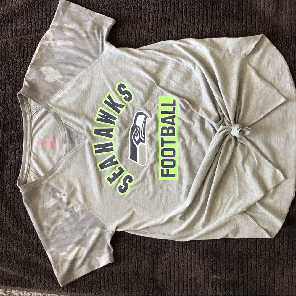 Size Medium NFL Seahawks t-shirt with camp sleeves